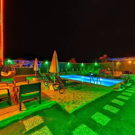 Salem Kaş