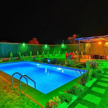 Salem Villa